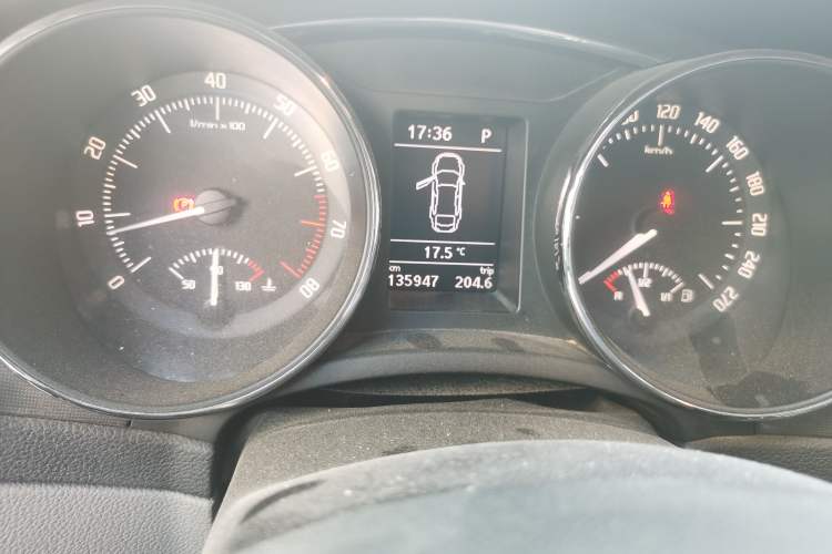 Used Skoda Superb 2013 1.8TSI Automatic MingShi Edition Instrument Cluster
