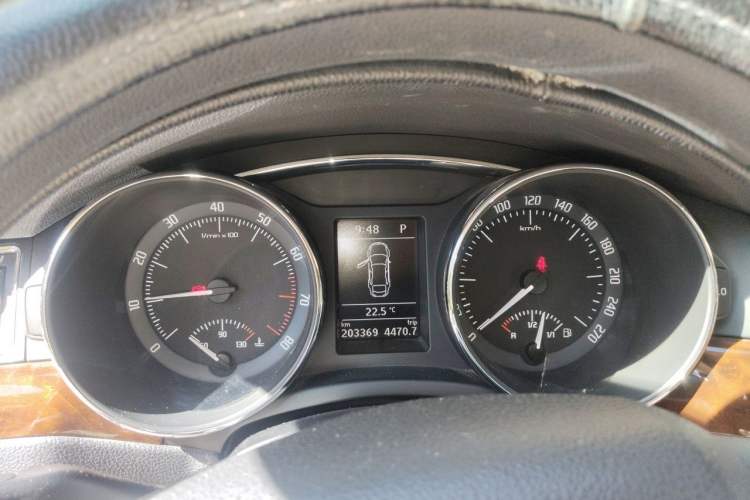 Used Skoda Superb 2013 1.8TSI Automatic MingShi Edition Instrument Cluster