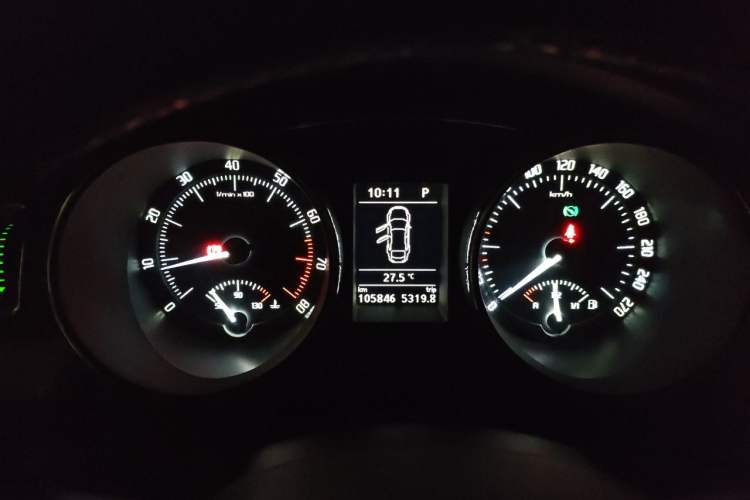 Used Skoda Superb 2013 1.8TSI Automatic Yashi Edition Instrument Cluster