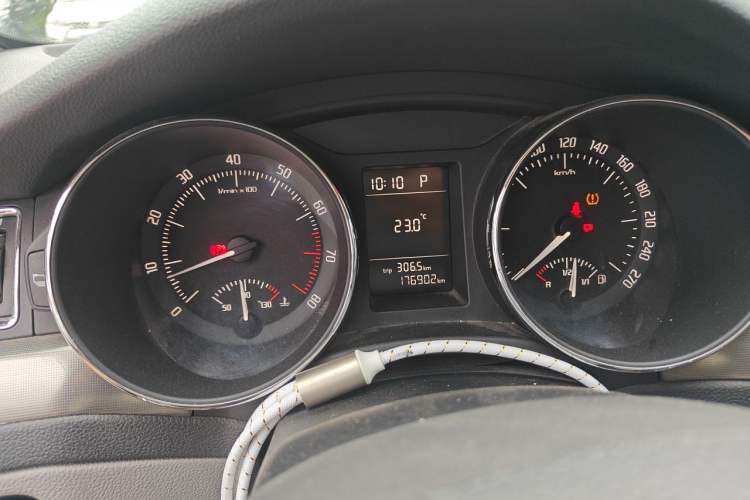 Used Skoda Superb 2013 1.4TSI DSG Sport Edition Instrument Cluster