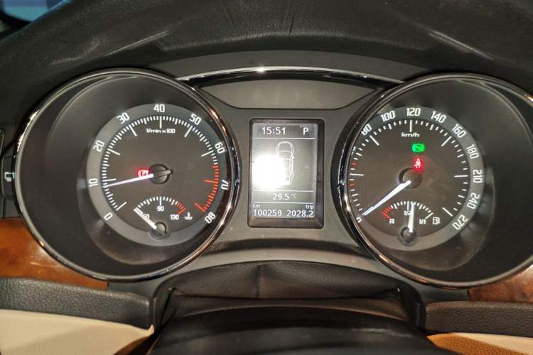 Used Skoda Superb 2013 1.8TSI Automatic Yashi Edition Instrument Cluster