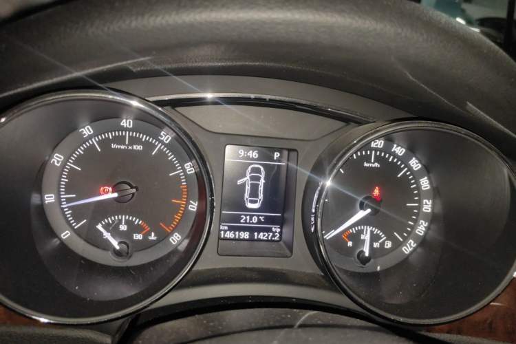 Used Skoda Superb 2013 1.8TSI Automatic Yashi Edition Instrument Cluster