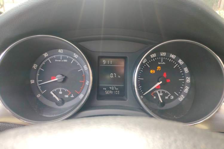 Used Skoda Superb 2013 1.4TSI Manual Shengshi Edition Instrument Cluster