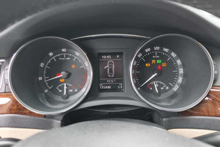 Used Skoda Superb 2013 1.8TSI Automatic Yashi Edition Instrument Cluster