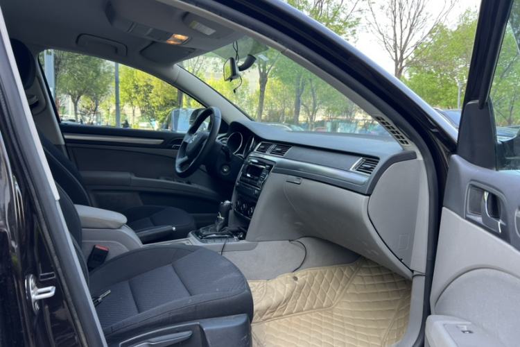 Used Skoda Superb 2013 1.4TSI DSG Sport Edition Interior 3