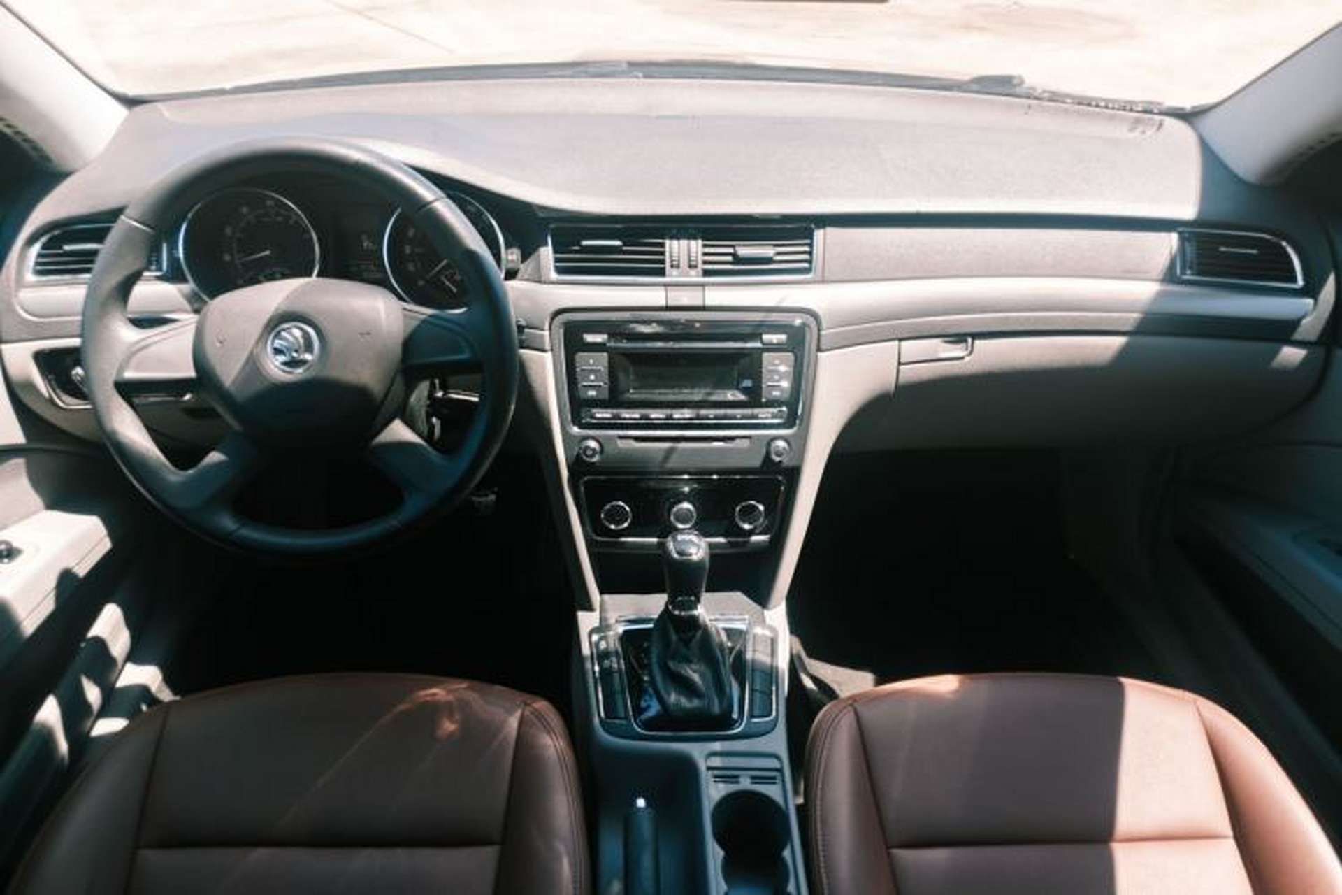 Used Skoda Superb 2013 1.4TSI DSG Sport Edition Interior 3