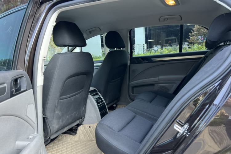 Used Skoda Superb 2013 1.4TSI DSG Sport Edition Interior 4