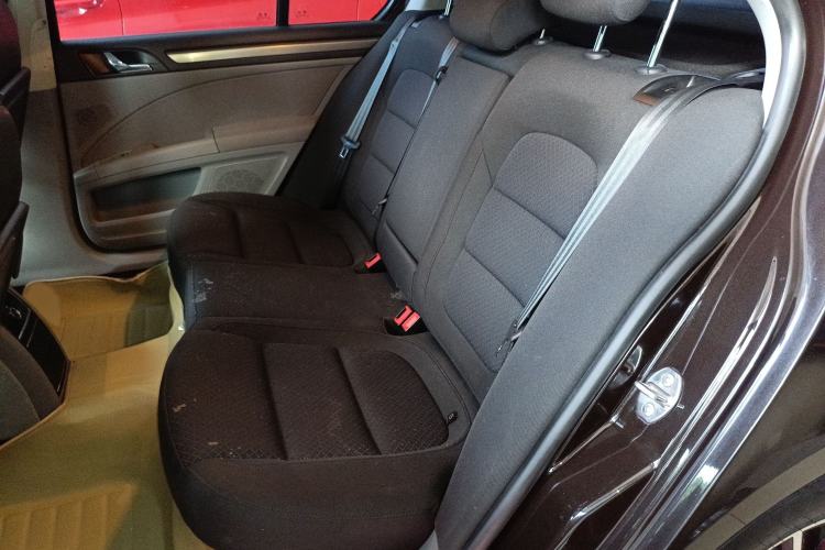 Used Skoda Superb 2013 1.4TSI Manual Shengshi Edition Interior 4