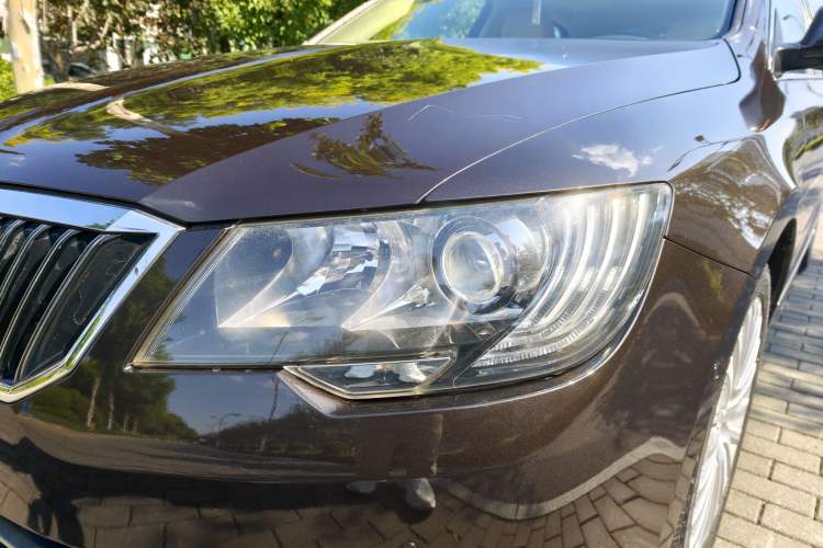 Used Skoda Superb 2013 1.8TSI Automatic Yashi Edition Left Front Headlight