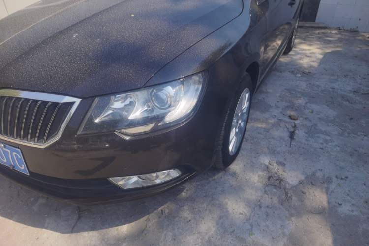Used Skoda Superb 2013 1.4 TSI DSG Prestige Edition Left Front Headlight