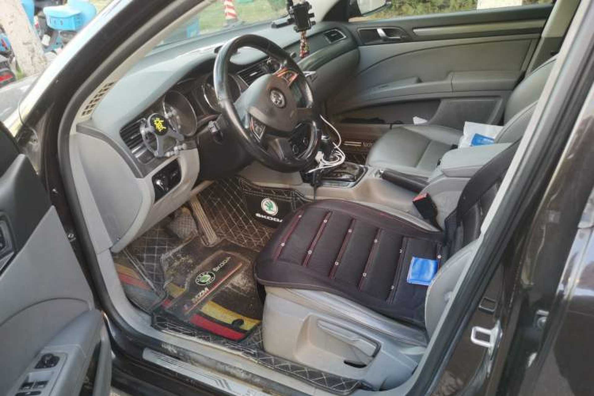 Used Skoda Superb 2013 1.8TSI Automatic MingShi Edition Left Front Seat