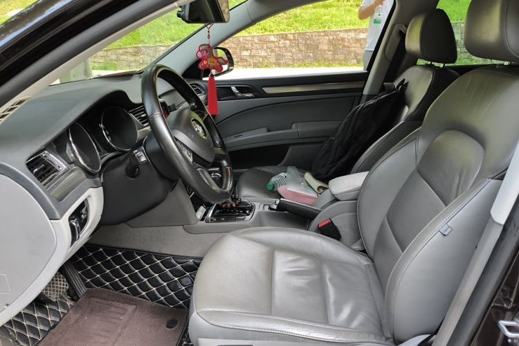 Used Skoda Superb 2013 1.8TSI Automatic Yashi Edition Left Front Seat