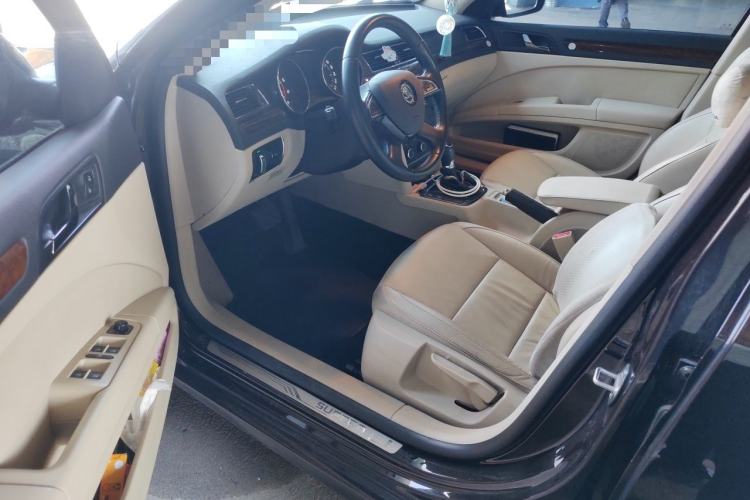 Used Skoda Superb 2013 1.8TSI Automatic MingShi Edition Left Front Seat