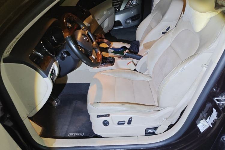 Used Skoda Superb 2013 2.0 TSI DSG Luxury Edition Left Front Seat