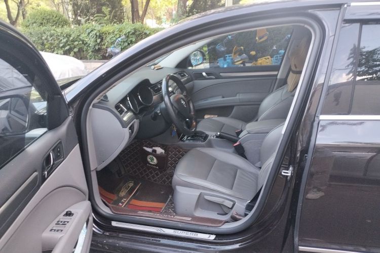 Used Skoda Superb 2013 1.8TSI Automatic MingShi Edition Left Front Seat