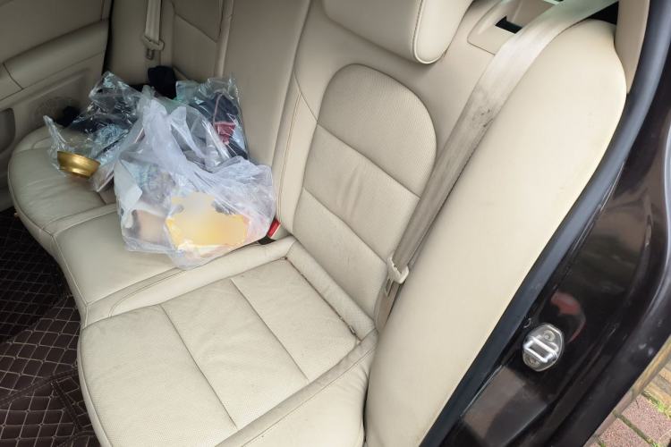 Used Skoda Superb 2013 1.8TSI Automatic Yashi Edition Left Rear Seat