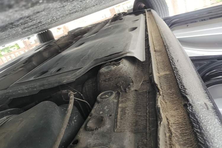 Used Skoda Superb 2013 1.8TSI Automatic MingShi Edition Left Side Sill