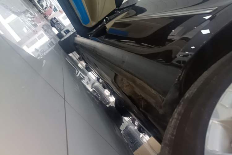 Used Skoda Superb 2013 1.8TSI Automatic Yashi Edition Left Side Sill