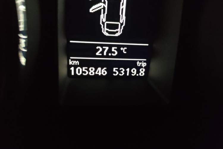 Used Skoda Superb 2013 1.8TSI Automatic Yashi Edition Odometer Close Up