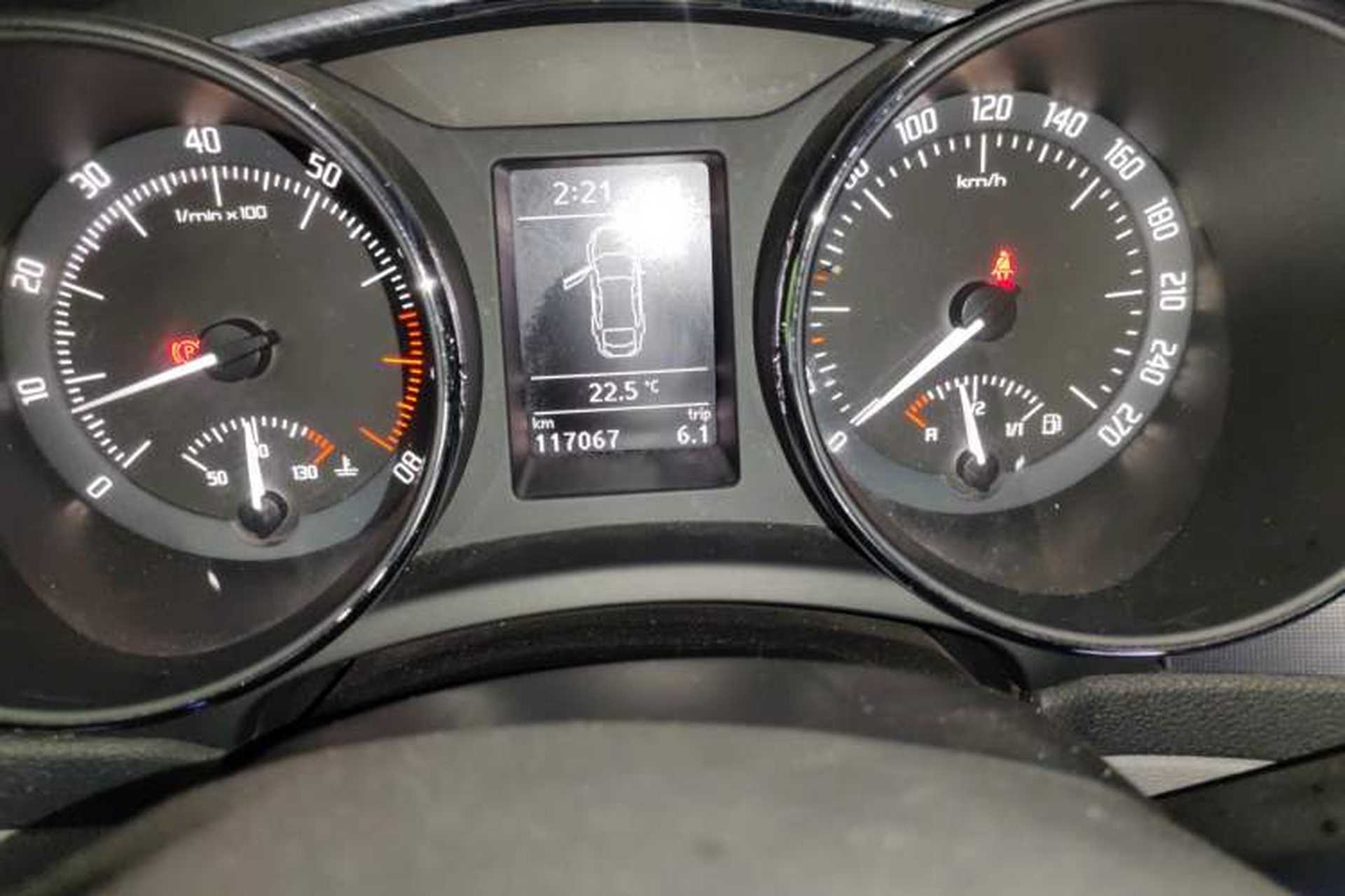 Used Skoda Superb 2013 1.8TSI Automatic MingShi Edition Odometer Close Up