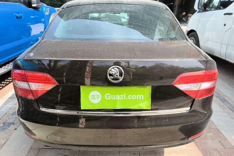 Used Skoda Superb 2013 2.0 TSI DSG Luxury Edition Rear