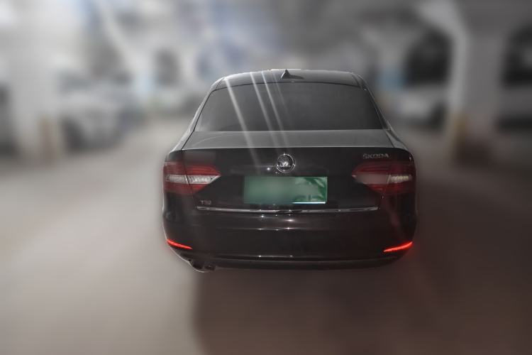 Used Skoda Superb 2013 1.8TSI Automatic Yashi Edition Rear