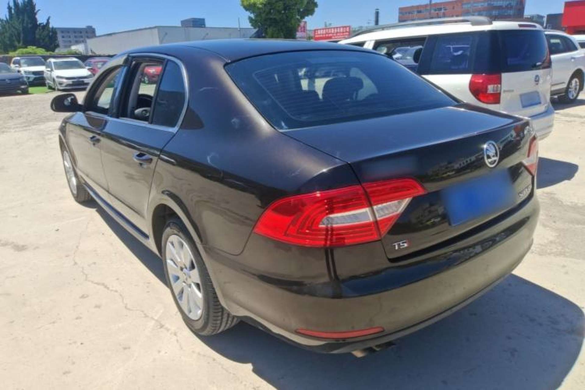 Used Skoda Superb 2013 1.4TSI DSG Sport Edition Rear Left 45 Deg