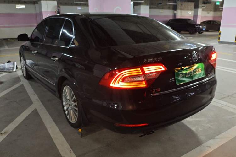 Used Skoda Superb 2013 1.8TSI Automatic Yashi Edition Rear Left 45 Deg