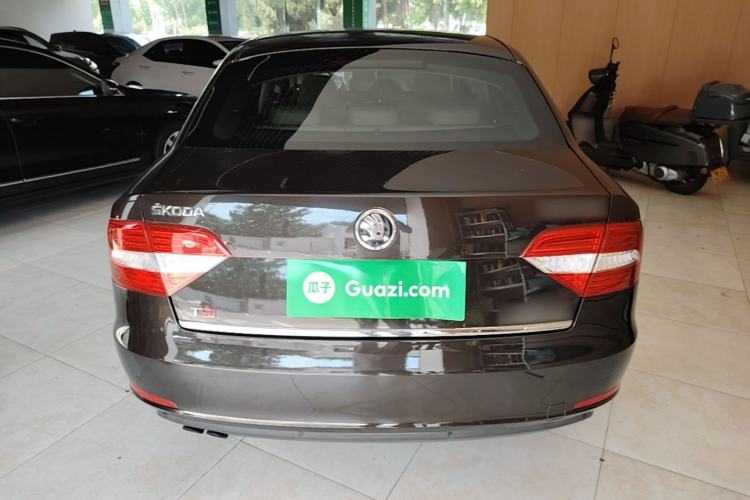 Used Skoda Superb 2013 1.8TSI Automatic Yashi Edition Rear