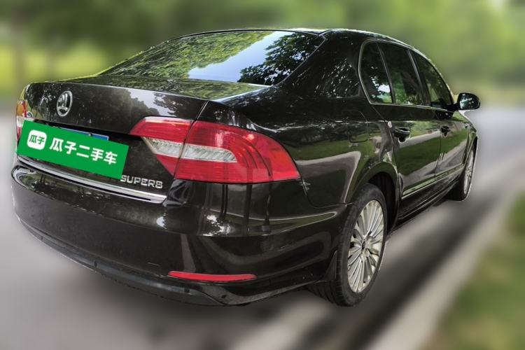 Used Skoda Superb 2013 1.8TSI Automatic Yashi Edition Rear Right 45 Deg