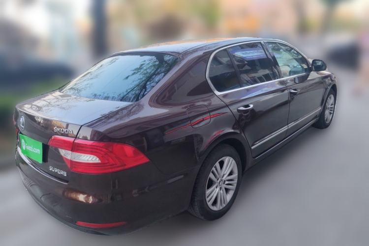 Used Skoda Superb 2013 1.8TSI Automatic Yashi Edition Rear Right 45 Deg