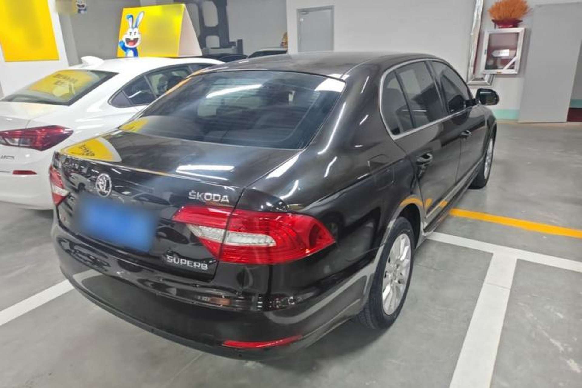 Used Skoda Superb 2013 1.8TSI Automatic MingShi Edition Rear Right 45 Deg