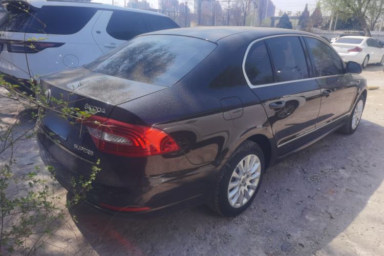 Used Skoda Superb 2013 1.4 TSI DSG Prestige Edition Rear Right 45 Deg