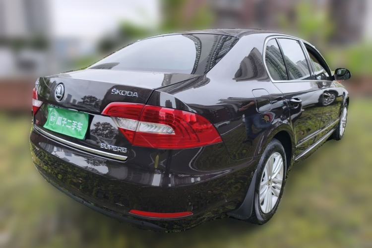 Used Skoda Superb 2013 1.8TSI Automatic Yashi Edition Rear Right 45 Deg