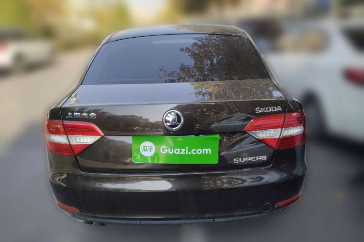Used Skoda Superb 2013 1.4TSI Manual Shengshi Edition Rear