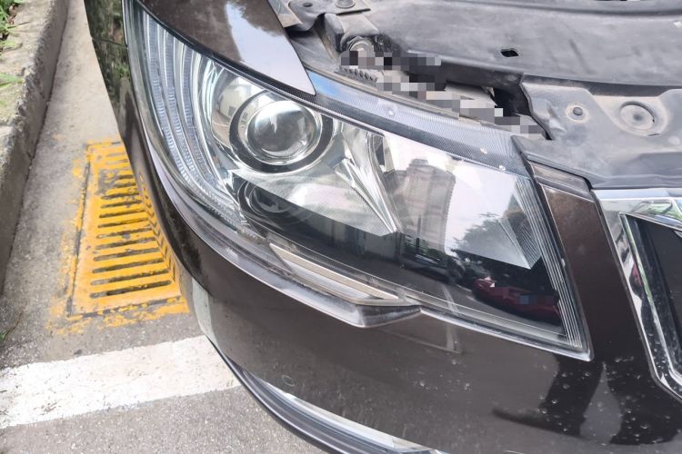 Used Skoda Superb 2013 1.8TSI Automatic Yashi Edition Right Front Headlight