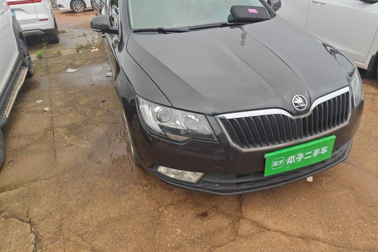 Used Skoda Superb 2013 1.4TSI DSG Sport Edition Right Front Headlight