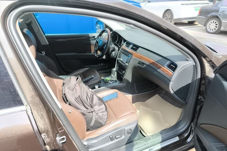 Used Skoda Superb 2013 2.0 TSI DSG Luxury Edition Right Front Seat