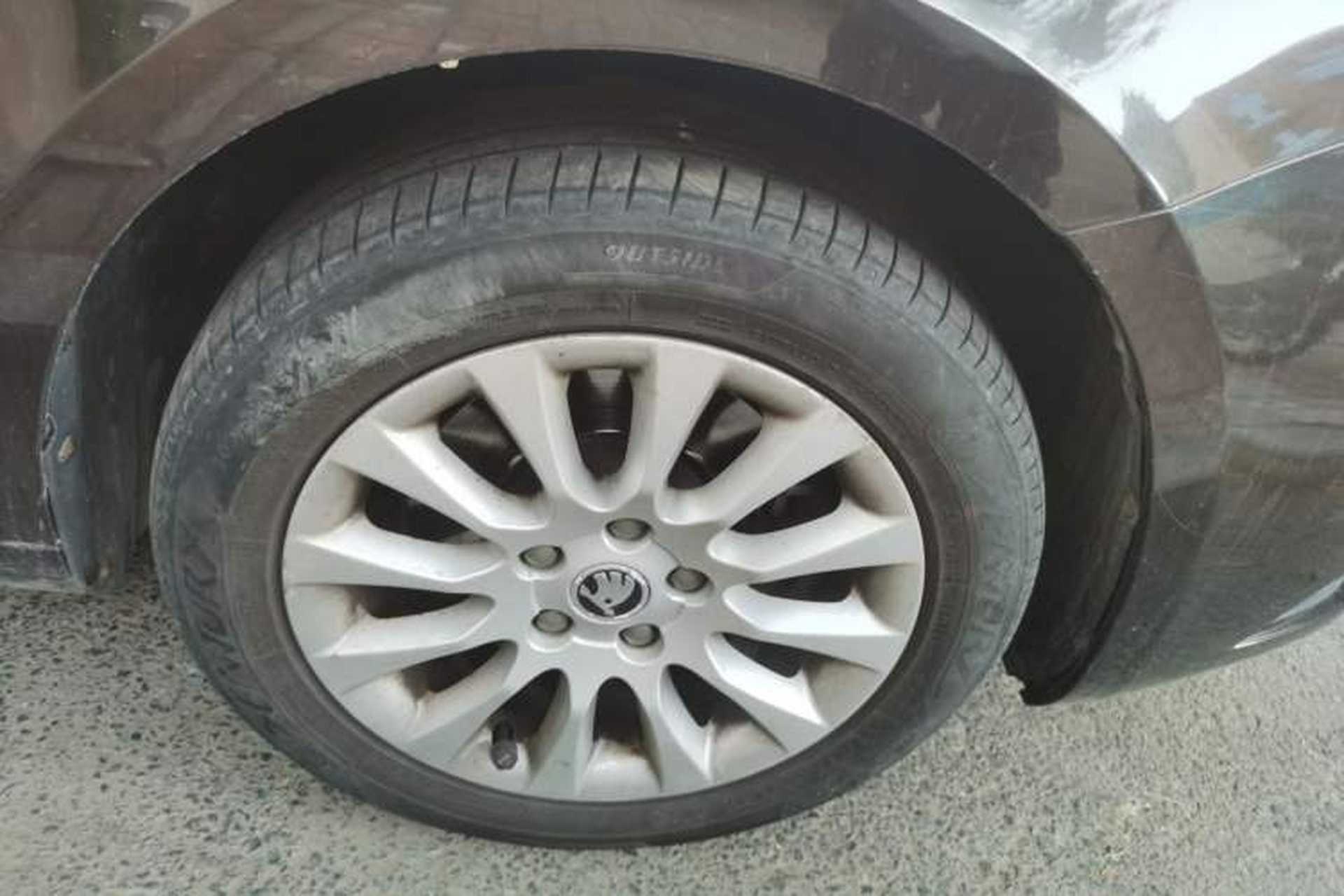 Used Skoda Superb 2013 1.8TSI Automatic MingShi Edition Right Front Wheel Hub