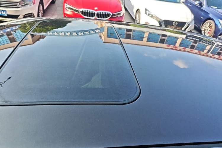 Used Skoda Superb 2013 1.8TSI Automatic Yashi Edition Roof