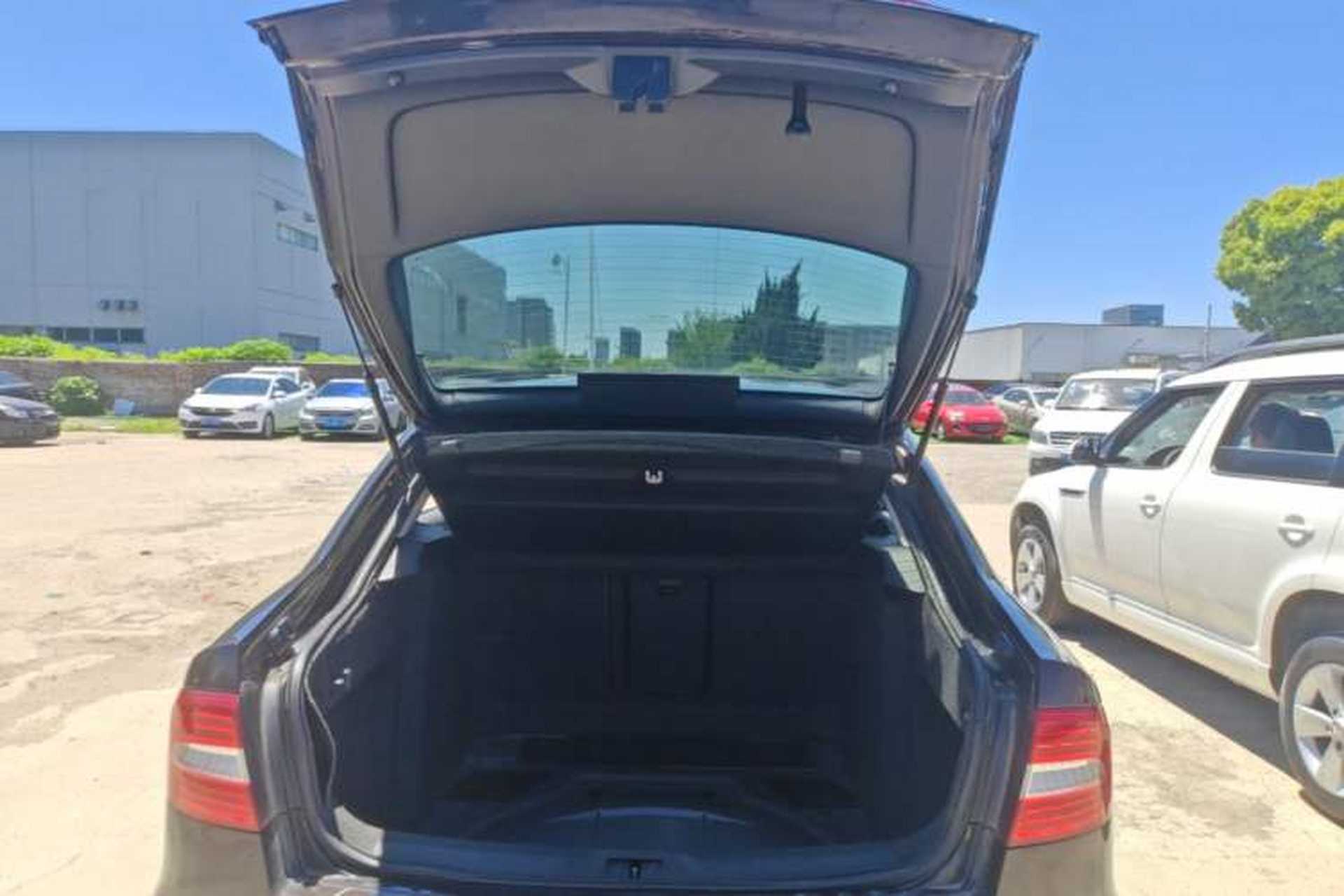 Used Skoda Superb 2013 1.4TSI DSG Sport Edition Trunk