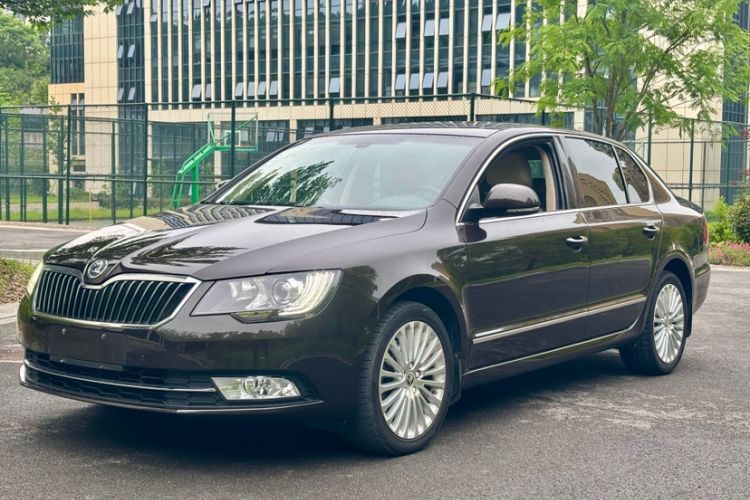 Used Skoda Superb 2013 1.8TSI Automatic Yashi Edition Guazi used car, China used car export, Used car for sale, Used  cars, Cheapest cars for sale