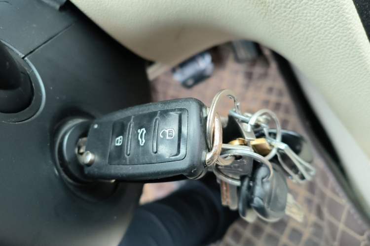 Used Skoda Superb 2013 1.8TSI Automatic Yashi Edition Vehicle Key