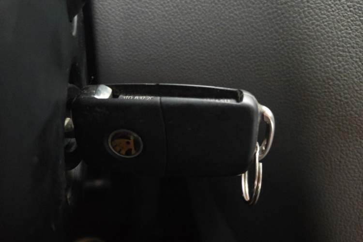 Used Skoda Superb 2013 1.8TSI Automatic Yashi Edition Vehicle Key