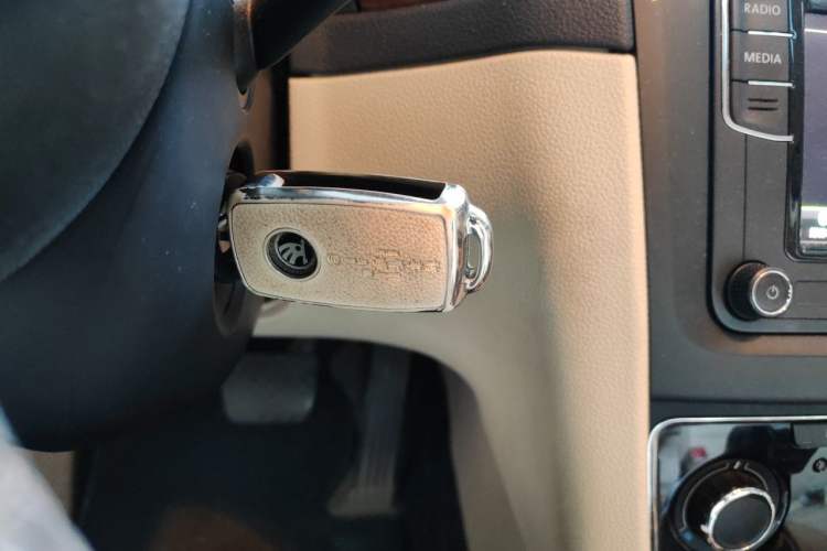 Used Skoda Superb 2013 1.8TSI Automatic MingShi Edition Vehicle Key