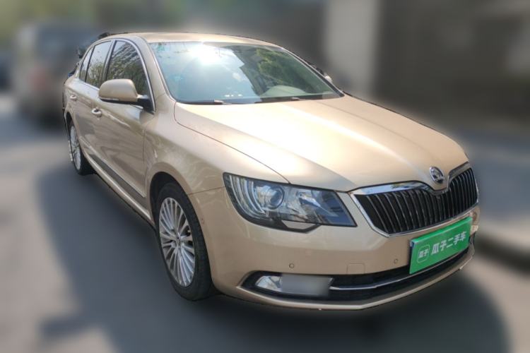 Used Skoda Superb 2013 1.8TSI Automatic Yashi Edition Front Right 45 Deg
