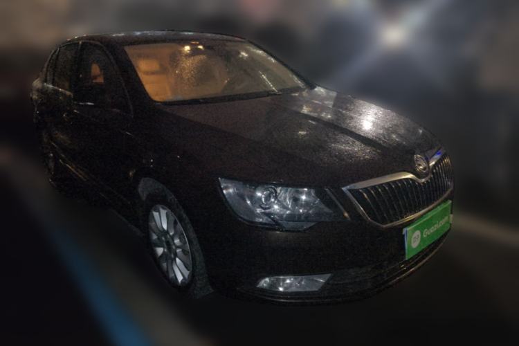 Used Skoda Superb 2013 1.8TSI Automatic MingShi Edition Front Right 45 Deg