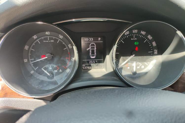 Used Skoda Superb 2013 1.8TSI Automatic Yashi Edition Instrument Cluster