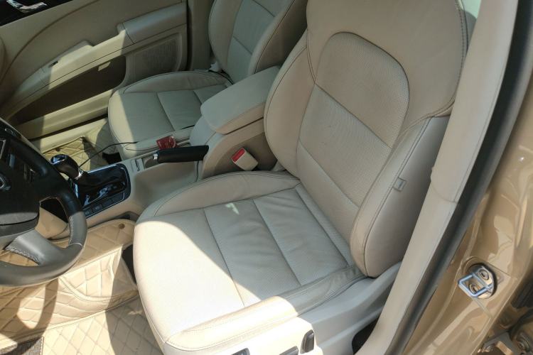 Used Skoda Superb 2013 1.8TSI Automatic Yashi Edition Left Front Seat