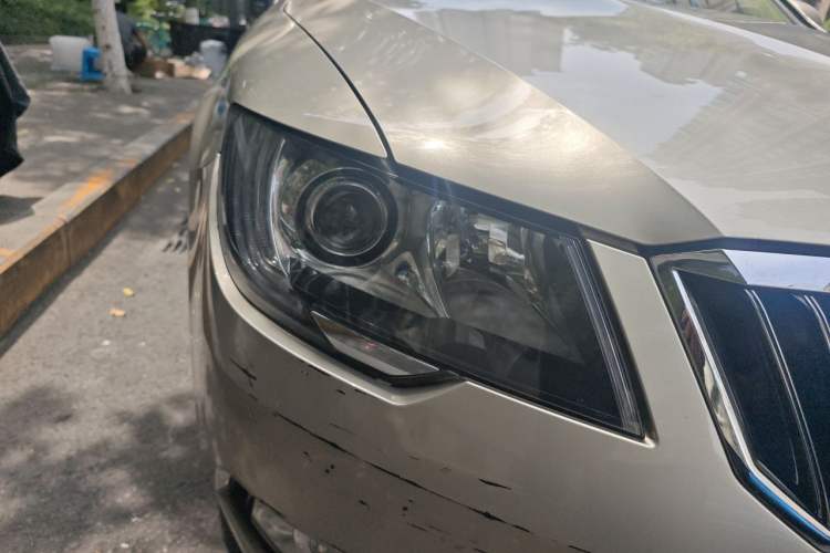 Used Skoda Superb 2013 1.8TSI Automatic MingShi Edition Right Front Headlight